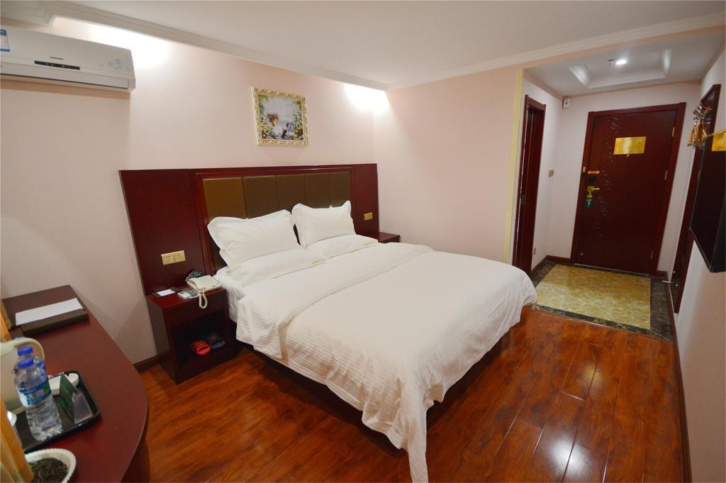 Greentree Inn Guangxi Yulin Jincheng Commercial Building Shell Hotel Экстерьер фото