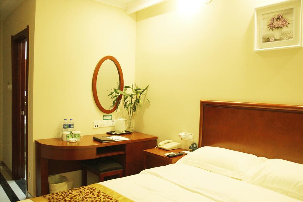 Greentree Inn Guangxi Yulin Jincheng Commercial Building Shell Hotel Экстерьер фото